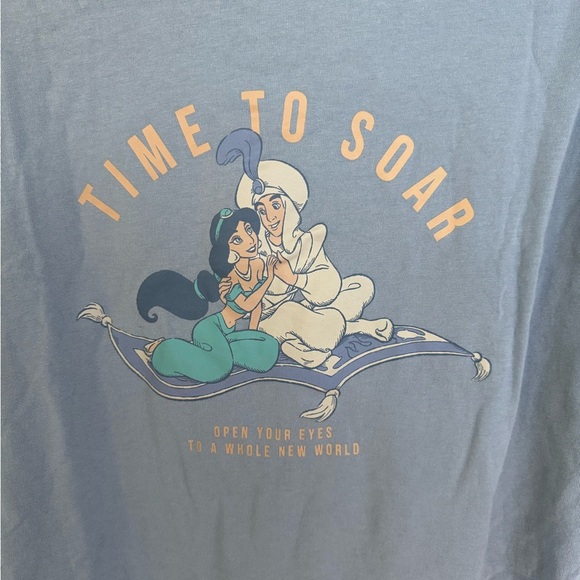 Disney x Uniqlo Aladdin Tee. NWOT - Picture 6 of 6